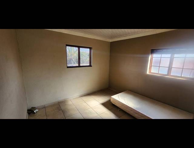 3 BEDROOM HOUSE FOR SALE IN CHANTELLE